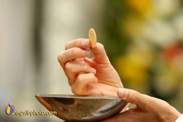 Nom de l'image : EP08-0013 — Description : Festival Saint Jean (jeunes de 15-25ans)