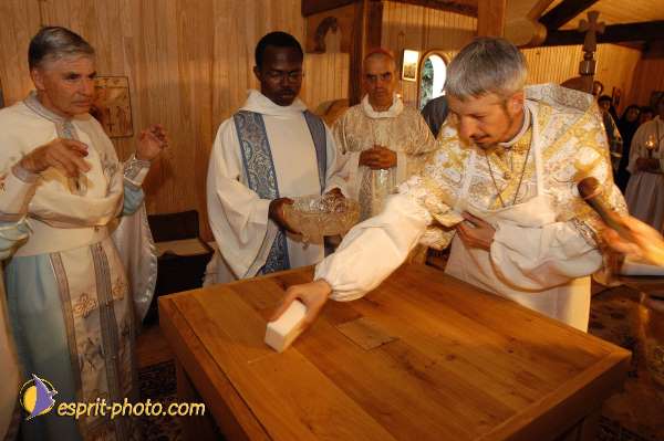 Nom de l'image : EP08-0057 — Description :