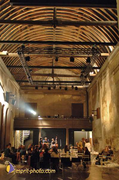 Nom de l'image : D2065450_1 — Description :