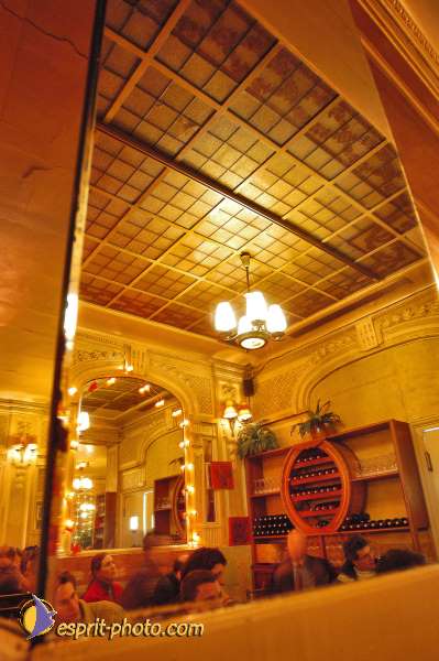 Nom de l'image : D1209294-1 — Description :  Conversations essentielles - "Cafes Essentiels" sur le theme du