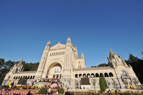 Nom de l'image : D30032870_1 — Description :