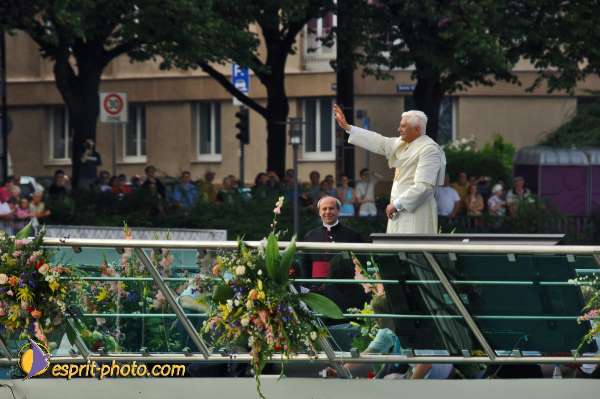 Nom de l'image : D2040431-1 — Description :