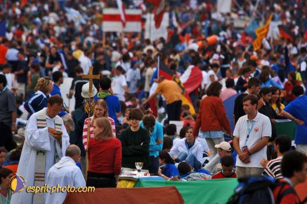 Nom de l'image : D2042385-1 — Description :