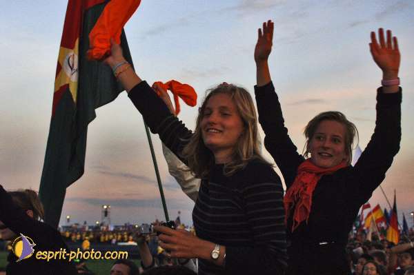 Nom de l'image : D2043359-1 — Description :