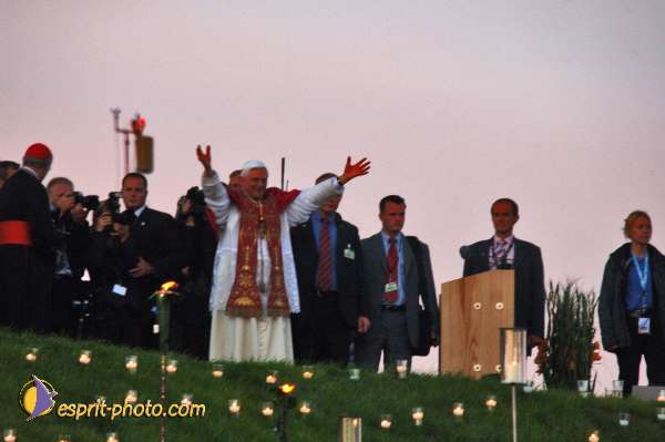 Nom de l'image : D2043417-1 — Description :