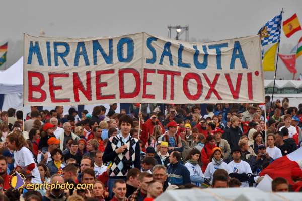 Nom de l'image : D2044277-1 — Description :