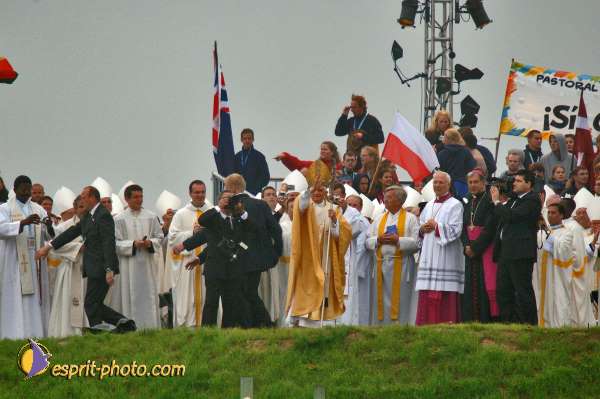 Nom de l'image : D2044450-1 — Description :