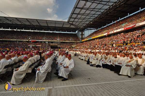 Nom de l'image : D2037635-1 — Description :