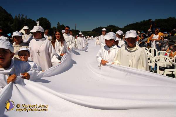 Nom de l'image : D1164396-01 — Description :  Lourdes 2004 - Pèlerinage du Pape à Lourdes