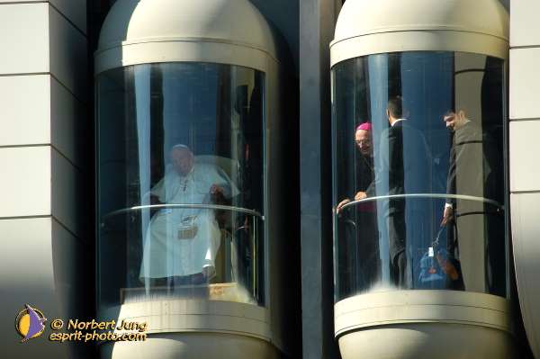 Nom de l'image : D1164909-01 — Description :  Lourdes 2004 - Pèlerinage du Pape à Lourdes