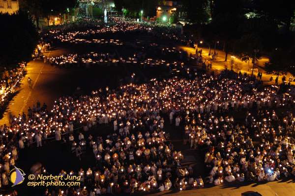 Nom de l'image : D1165330-01 — Description :  Lourdes 2004 - Pèlerinage du Pape à Lourdes