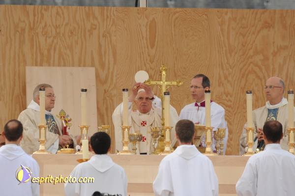 Nom de l'image : 2309D30024830 — Description :