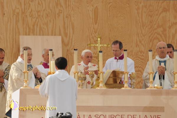 Nom de l'image : 2380D30024882 — Description :