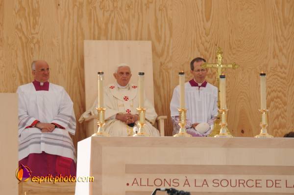 Nom de l'image : 2520D30024949 — Description :