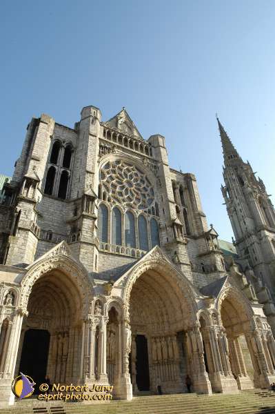 Nom de l'image : D1023175-01 — Description :  Pèlerinage des étudiants à Notre Dame de Chartres - 22+23 mars 2