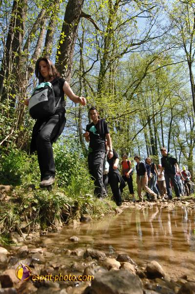 Nom de l'image : E2068457_1 — Description :  Routes de Vezelay 2008