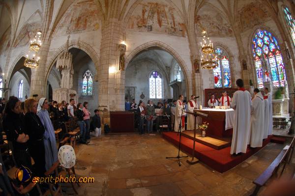 Nom de l'image : E2068566_1 — Description :  Routes de Vezelay 2008