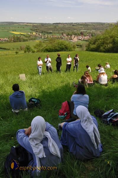Nom de l'image : E2068656_1 — Description :  Routes de Vezelay 2008