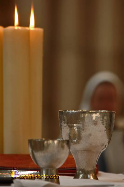 Nom de l'image : E2069854_1 — Description :  Routes de Vezelay 2008