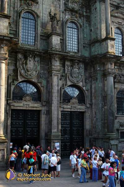 Nom de l'image : D1157358-01 — Description :  Pèlerinage année jubilaire 2004 à St Jacques de Compostelle