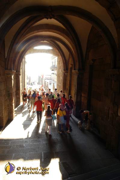 Nom de l'image : D1157395-01 — Description :  Pèlerinage année jubilaire 2004 à St Jacques de Compostelle
