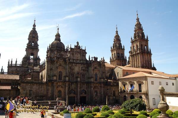 Nom de l'image : D1157654-01 — Description :  Pèlerinage année jubilaire 2004 à St Jacques de Compostelle