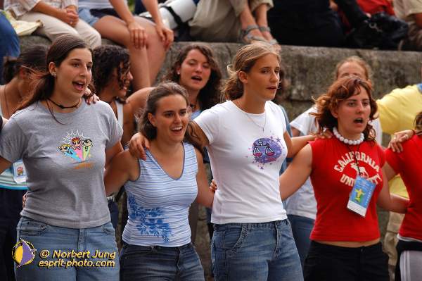 Nom de l'image : D1157694-01 — Description :  Pèlerinage année jubilaire 2004 à St Jacques de Compostelle