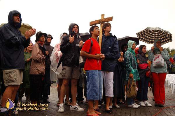 Nom de l'image : D1158400-01 — Description :  Pèlerinage année jubilaire 2004 à St Jacques de Compostelle