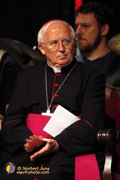 Nom de l'image : D1157873-01 — Description :  Pèlerinage année jubilaire 2004 à St Jacques de Compostelle