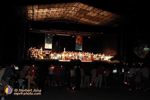 Nom de l'image : D1158019-01 — Description :  Pèlerinage année jubilaire 2004 à St Jacques de Compostelle