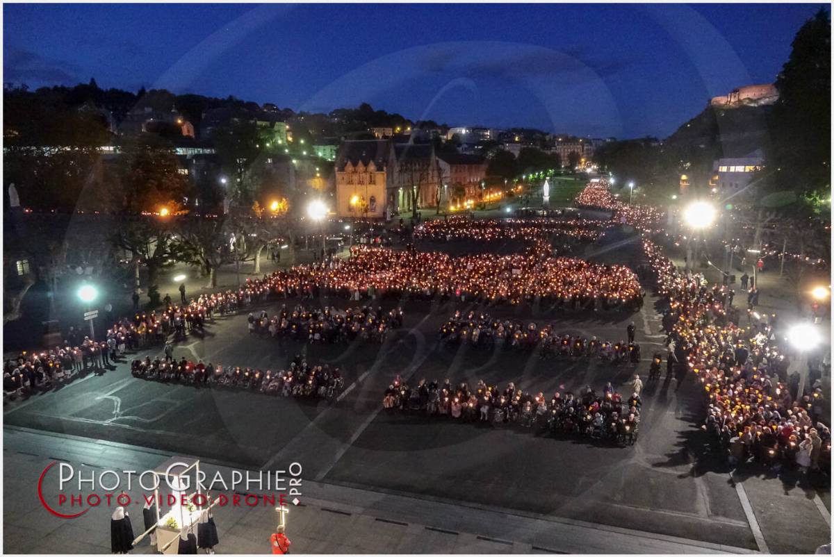 Nom de l'image : 20190511-214717_S1120385_c_Photographie.Pro — Description :  S1120385