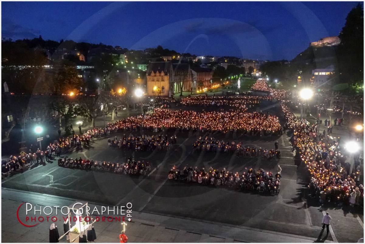 Nom de l'image : 20190511-214733_S1120397_c_Photographie.Pro — Description :  S1120397