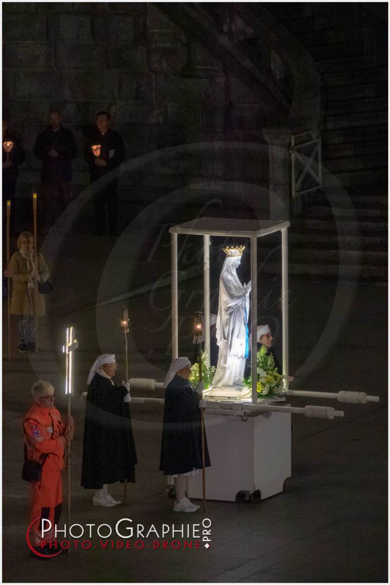 Nom de l'image : 20190511-215624_S1120456_c_Photographie.Pro — Description :  S1120456