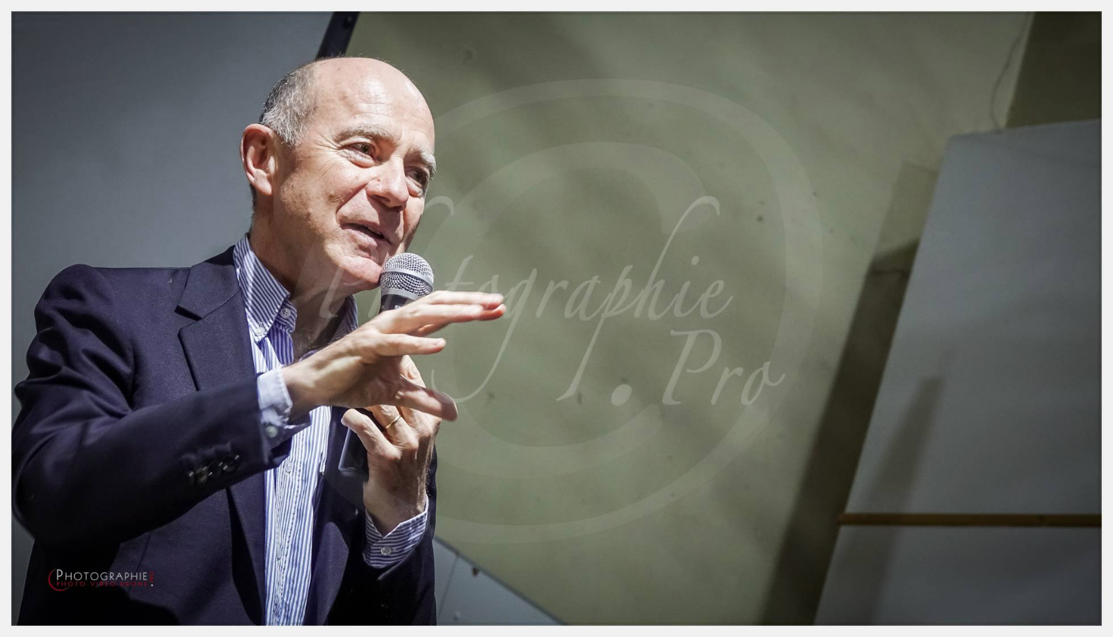 Nom de l'image : S1007137_(c)N.JUNG-www.Photographie.Pro — Description :