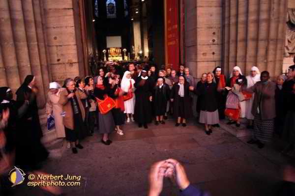 Nom de l'image : D1187891-1 — Description :  Paris - Toussaint 2004