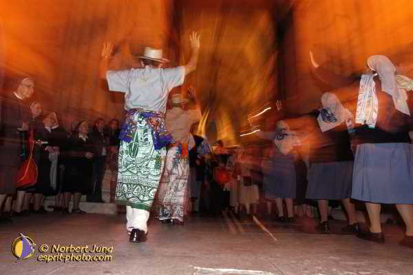 Nom de l'image : D1187997-1 — Description :  Paris - Toussaint 2004