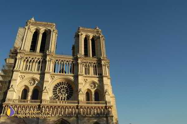 Nom de l'image : D1188710-1 — Description :  Paris - Toussaint 2004