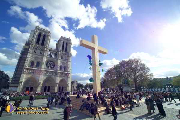 Nom de l'image : D1188G400-1 — Description :  Paris - Toussaint 2004