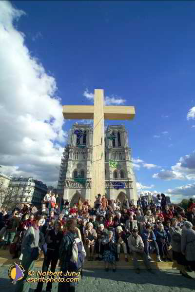 Nom de l'image : D1188G403-1 — Description :  Paris - Toussaint 2004