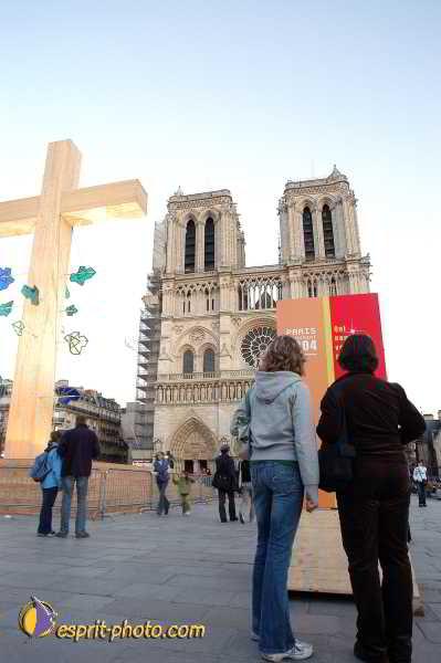 Nom de l'image : D1190255-1 — Description :  Paris - Toussaint 2004