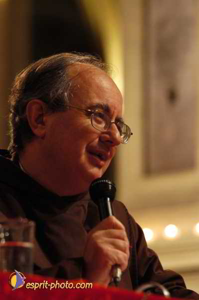 Nom de l'image : D1190394-1 — Description :  Paris - Toussaint 2004