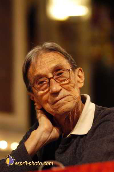 Nom de l'image : D1190444-1 — Description :  Paris - Toussaint 2004