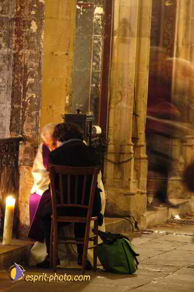 Nom de l'image : D1190571-1 — Description :  Paris - Toussaint 2004