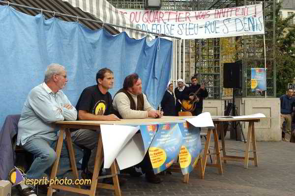 Nom de l'image : D1190005-1 — Description :  Paris - Toussaint 2004