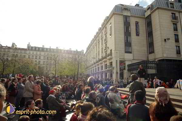 Nom de l'image : D1190104-1 — Description :  Paris - Toussaint 2004