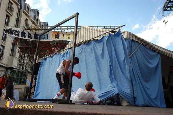 Nom de l'image : D1190179-1 — Description :  Paris - Toussaint 2004