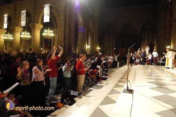 Nom de l'image : D1189549-1 — Description :  Paris - Toussaint 2004