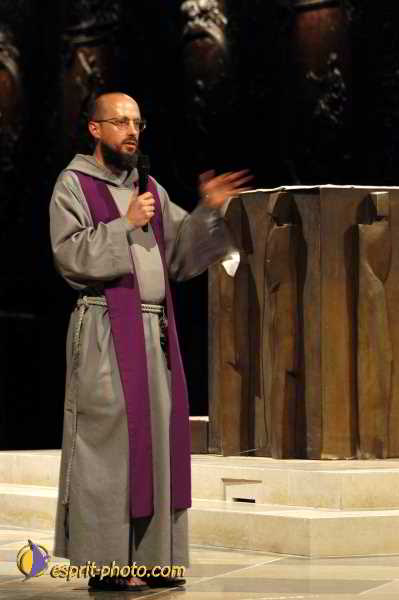 Nom de l'image : D1189570-1 — Description :  Paris - Toussaint 2004