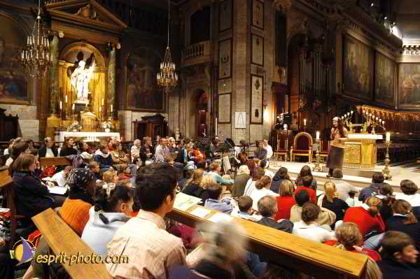 Nom de l'image : D1189618-1 — Description :  Paris - Toussaint 2004