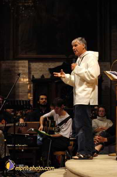 Nom de l'image : D1189671-1 — Description :  Paris - Toussaint 2004